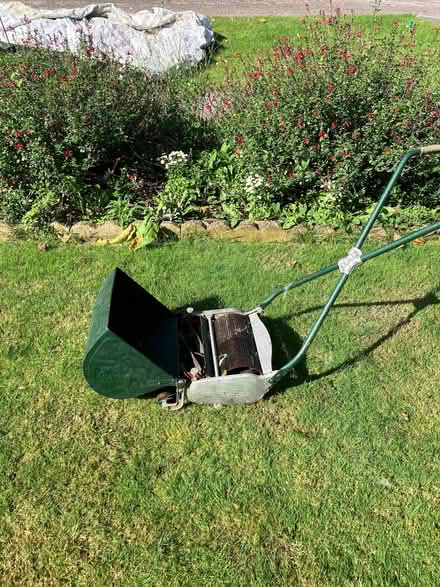 Photo of free Old fashioned push mower. (Eversley RG40) #1