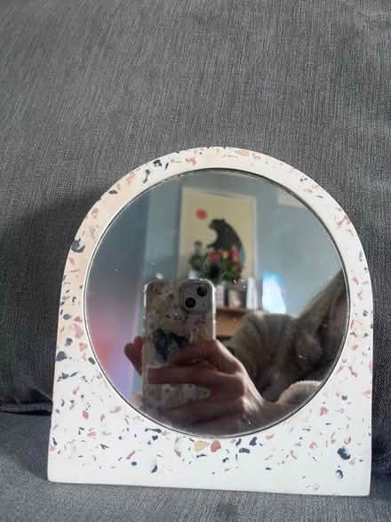 Photo of free Small mirror (KT18) #1