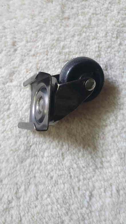 Photo of free Four castors (Dalston E8) #2