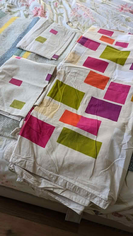 Photo of free Scion single cotton duvet cover with pilllowcases (New Marston OX3) #1