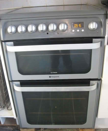 Photo of free Hotpoint Ultima Cooker (Verwood BH31) #1