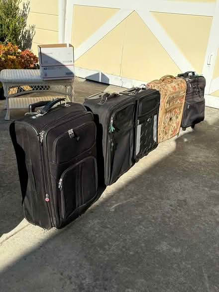 Photo of free 3 carry-on luggage + 2 checked-bags (Mary and Homestead, Sunnyvale) #3