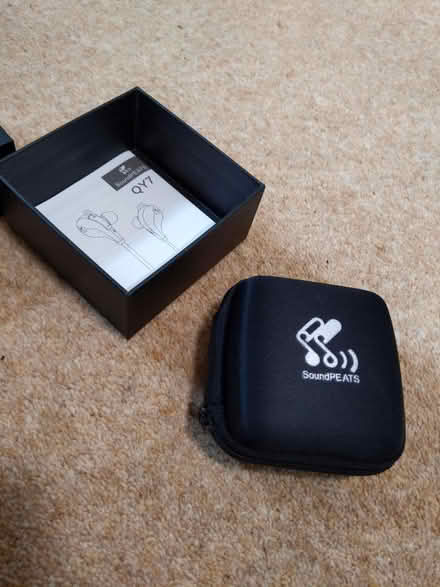 Photo of free QY7 wireless earbuds (Oakington CB24) #3