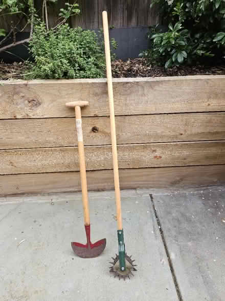 Photo of free Lawn edging tools (Mount Waverley) #1