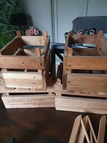 Photo of free 4 small wooden crates (Aldershot GU12) #1