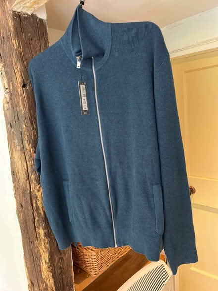 Photo of free Zip up gents knit jacket (Blewbury) #1