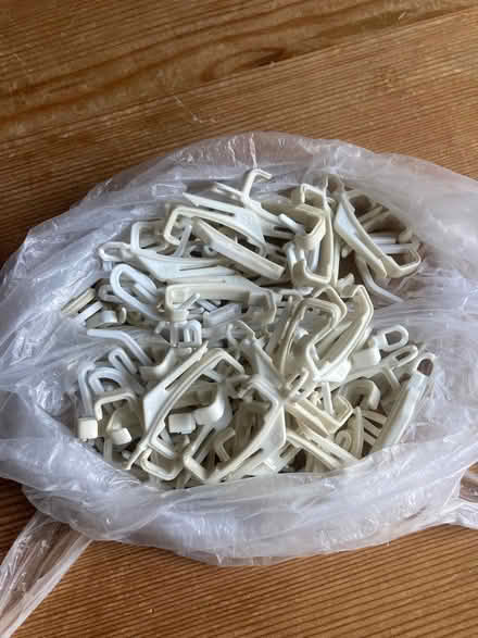 Photo of free Bag of plastic curtain hooks (Hirael LL57) #1