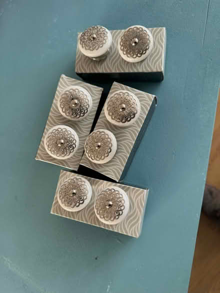 Photo of free 8 ceramic door knobs (South Woodford) #1