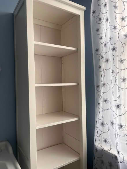 Photo of free Shelf unit for bathroom or bedroom (Rugby CV21) #1