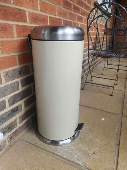 Photo of free Indoor bin (High Wycombe, HP13) #1