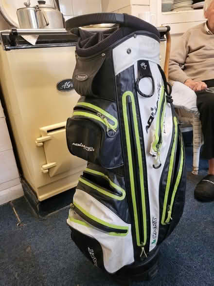 Photo of free Golf bag (B15) #2