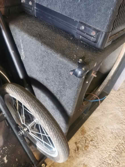 Photo of free 17" inch sub subwoofer box (hillsborough S6) #2