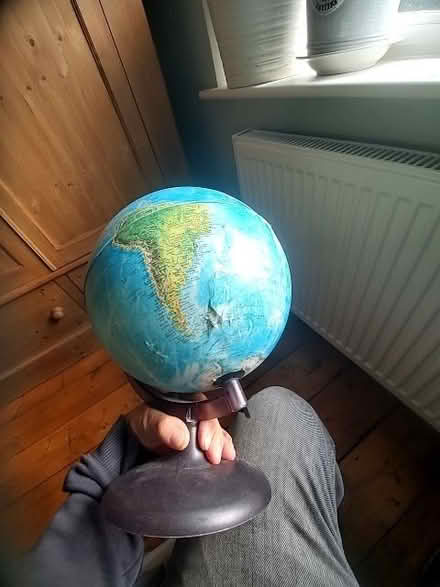 Photo of free World globe lamp (Knowle BS4) #3