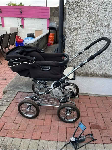 Photo of free Silver Cross Pram travel system (Dublin 12) #1
