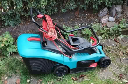 Photo of free Lawnmower *BROKEN (Leith EH6) #2