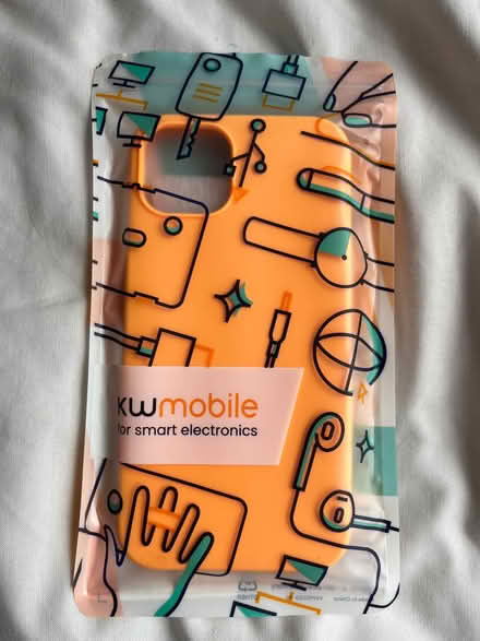 Photo of free Silicon case for iPhone 13 (Emlyn Gardens W3) #1