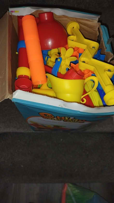 Photo of free Sand and water table with accessoriess (Garforth LS25) #2