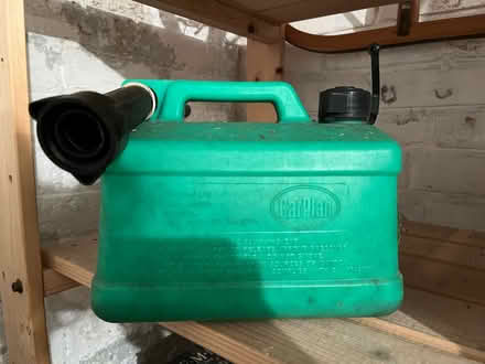 Photo of free Petrol can (Croydon) #1