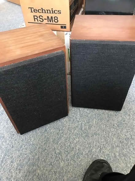 Photo of free Bookshelf speakers - pair (Wychwood Avenue LU2) #1