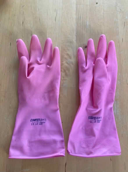 Photo of free Washing up gloves (left hand broken) (Kennington OX1) #1