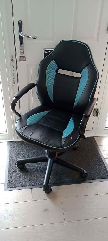 Photo of free Gaming chair (GU51) #1