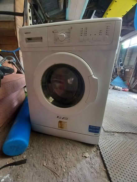 Photo of free Washing Machine (Hordle SO41) #2