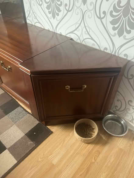 Photo of free Sideboard/dresser (HP2) #4