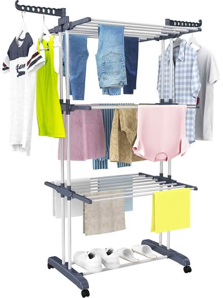 Photo of Clothes area (RG12 Bracknell) #1
