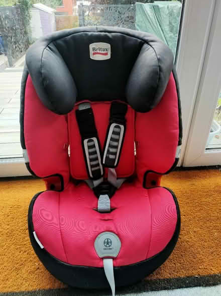 Photo of free Britax 9-36kg car seat (Harborne B17) #1