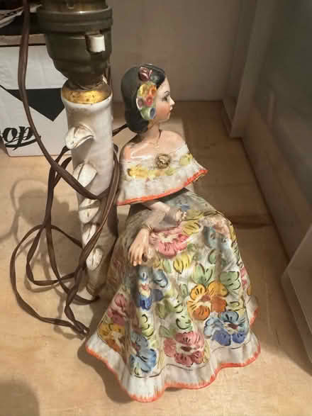 Photo of free G Girardi lamp base (St. Leonard’s TN38) #1