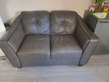 Photo of free Sofa (Sinfin DE24) #2