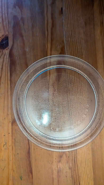 Photo of free Microwave oven plates (Town Furze OX3) #1