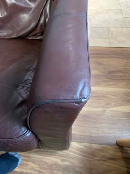 Photo of free Leather sofa (SL2 britwell) #4