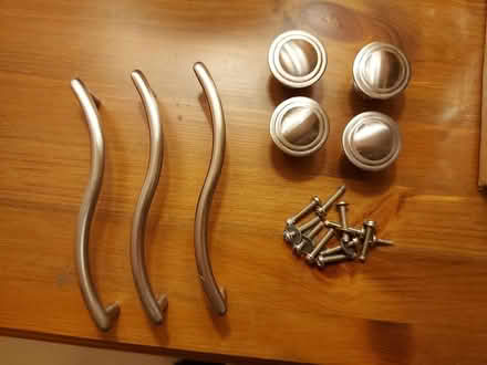 Photo of free Solid metal handles and knobs (Crystal Palace, SE19) #1