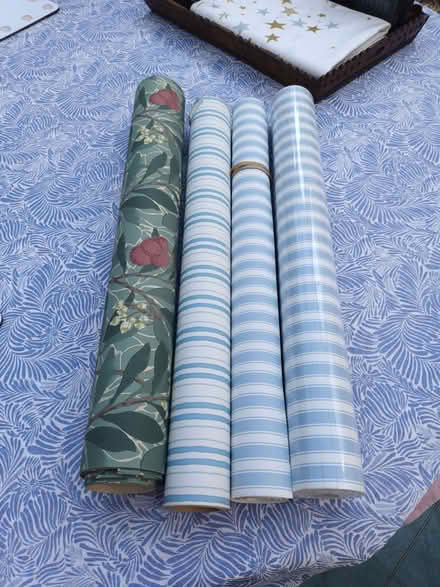 Photo of free Wallpaper leftovers (Hampton Hill TW12) #1