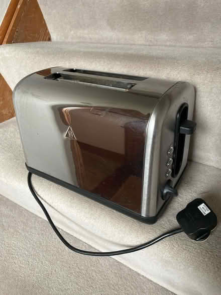 Photo of free Toaster (Crawley RH11) #1