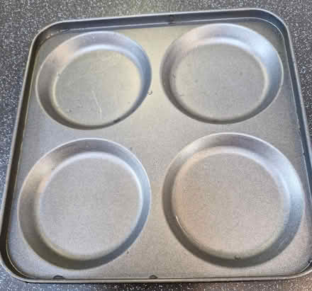 Photo of free Non stick baking tray (M33 4ET) #1