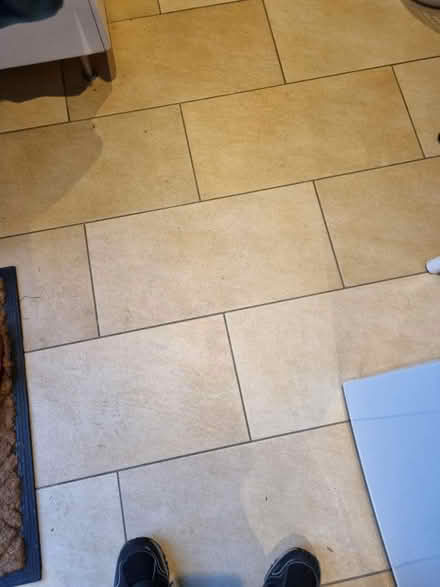 Photo of free Floor tiles NEW to cover 2.5 m2 (wallingford..wantage road) #2