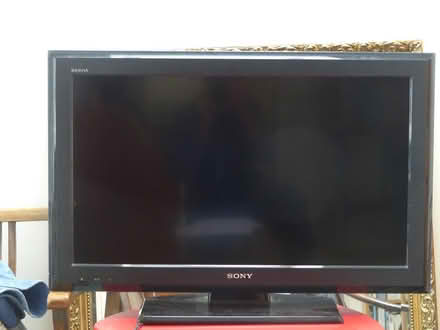 Photo of free Sony Bravia 32 TV (Lymington SO41) #1