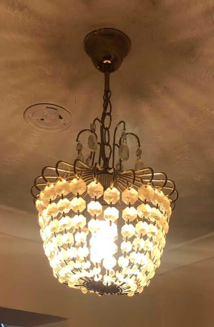 Photo of free Chandelier light (GU14) #1