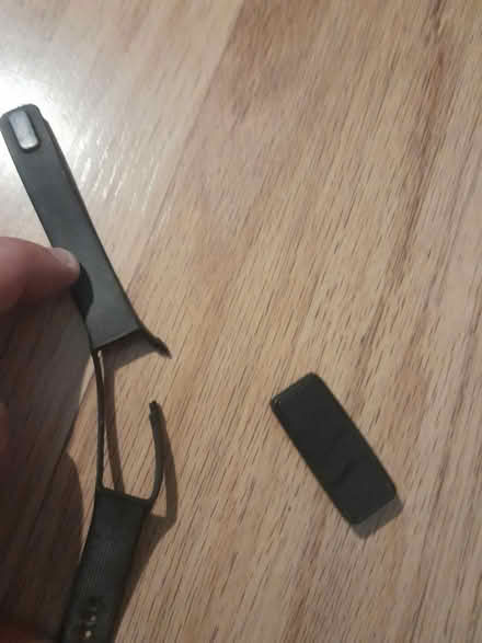 Photo of free Nuband activity tracker (Swanshurst B13) #2