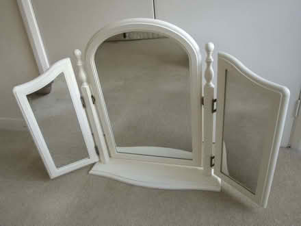 Photo of free Vanity Mirror for dressing table (Whitchurch-On-Thames RG8) #1