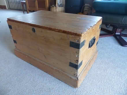 Photo of free Heavy wooden chest (Rowlands Castle PO9) #1