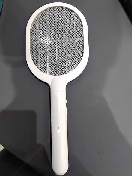 Photo of free Electric Fly Swatter (Clapham Common SW11) #1