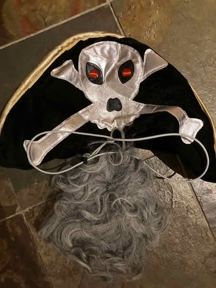 Photo of free Pirate hat and beard (Swindon SN25) #1