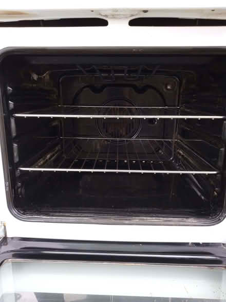 Photo of free Indesit oven (Elvaston Meadows DE72) #2