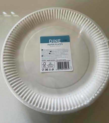 Photo of free Paper plates (Mistley CO11) #1