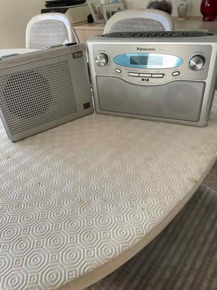 Photo of free Radios (Chalfont St Giles HP8) #1