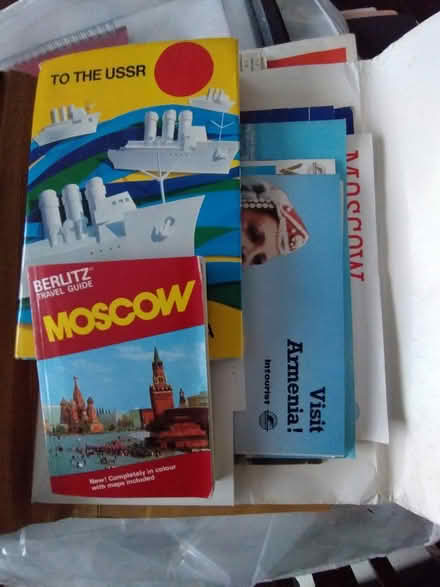 Photo of free Russia - booklets, maps etc (ME16 near E Farleigh station) #1