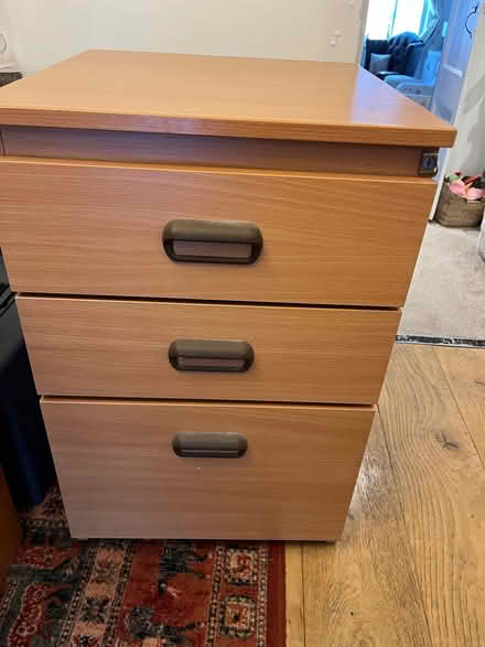 Photo of free 3-drawer filing cabinet in good condition (Amersham HP7) #3